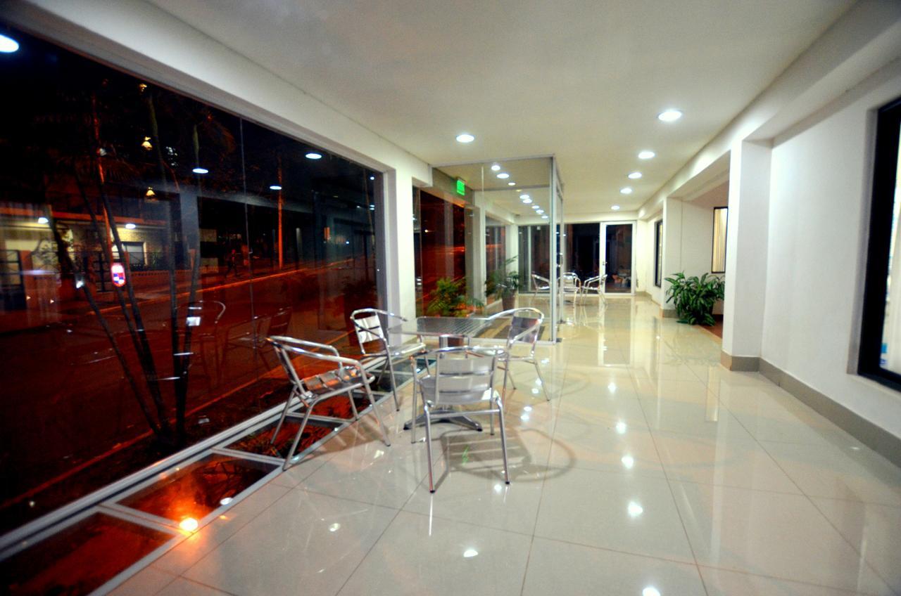 Hosteria Casa Blanca Iguazu Puerto Iguazú Exteriör bild